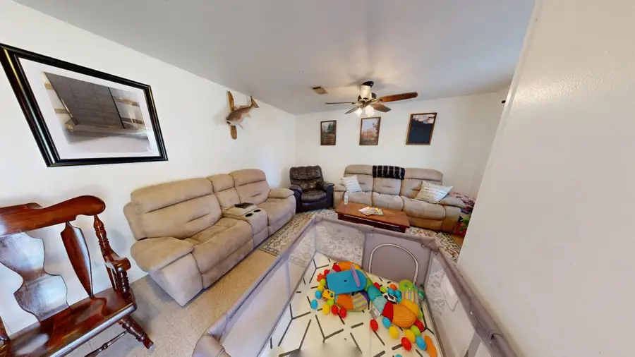 1114 Pinder Ln, Dequincy, LA 70633 - #2