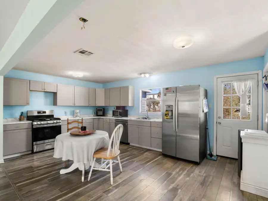 822 Bee Tree St, Westlake, LA 70669 - Image #3