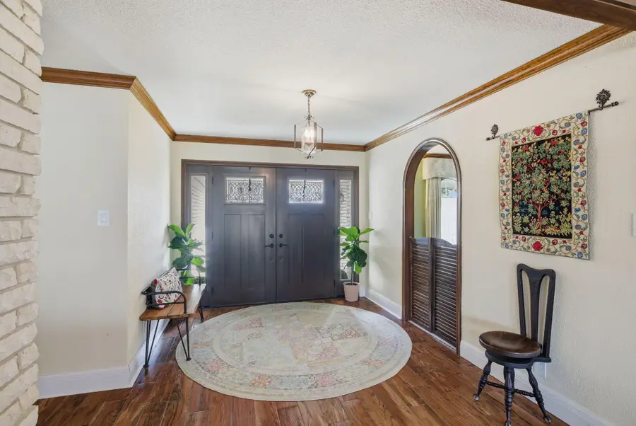 1518 S Chateau Circle, Lake Charles, LA 70605 - Image #3