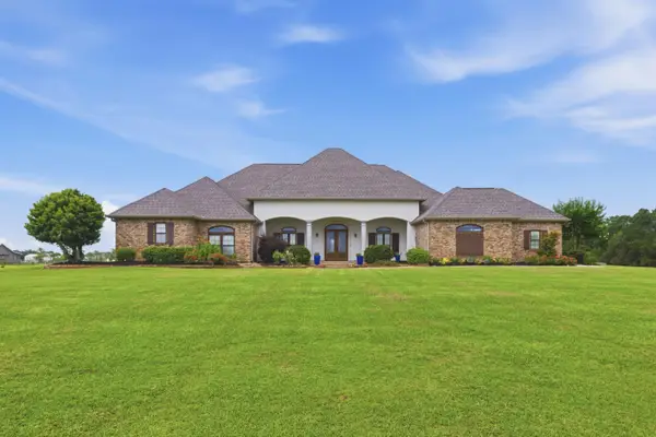 2855 W Tank Farm Rd, Lake Charles, LA 70605