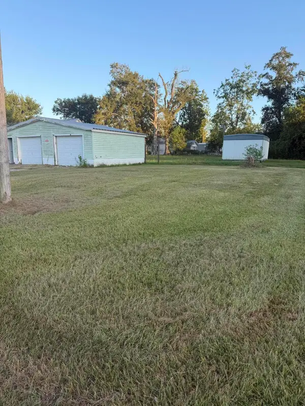 1102 Vincent Street, Vinton, LA 70668