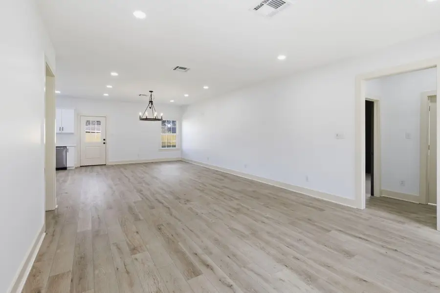 214 Beauregard St, Lake Charles, LA 70605 - Image #2