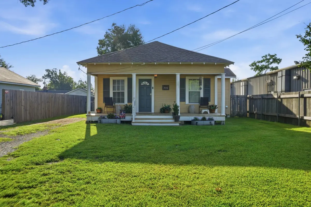 306 N Green Street, Dequincy, LA 70633 - #1