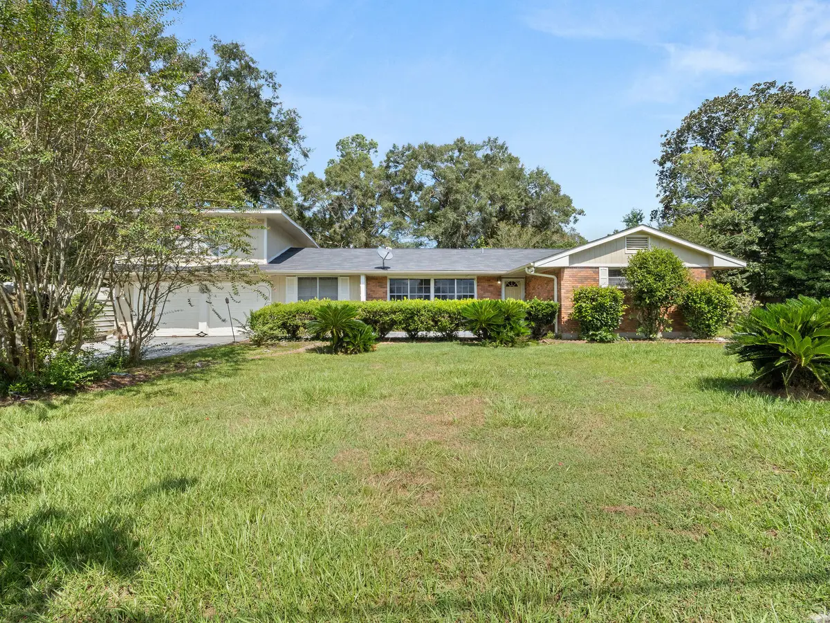 907 Cook Dr, Deridder, LA 70634 - Image #1