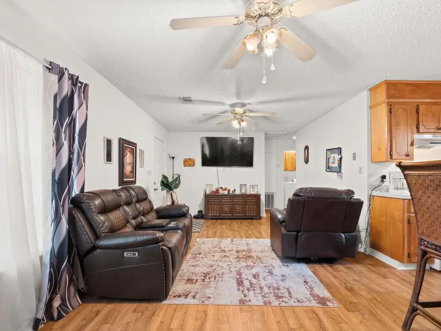 216 Hammond, Hornbeck, LA 71439 - #2