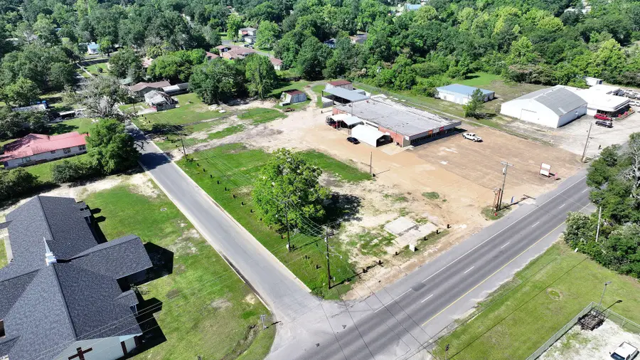 E 1st St, Deridder, LA 70634 - #3