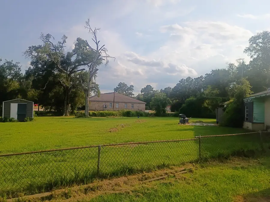 802 Bon Ami, Deridder, LA 70634 - #2