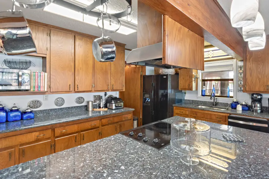 663 Falcon Dr, Florien, LA 71429 - Image #3