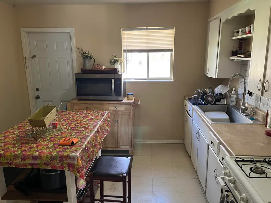 404 Fir St, New Llano, LA 71461 - Image #2