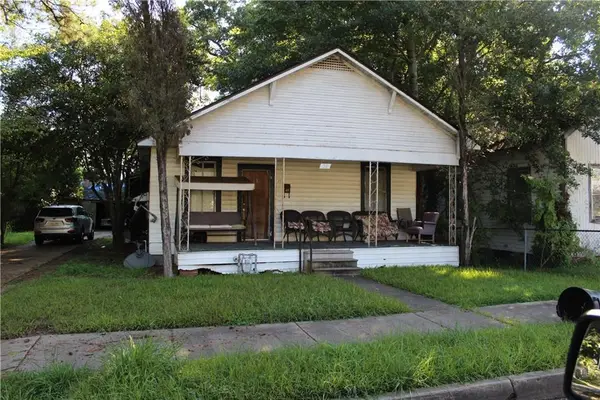 90 Essie Street, Alexandria, LA 71301