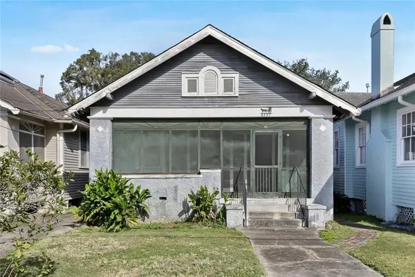 8207 Neron Place, New Orleans, LA 70118