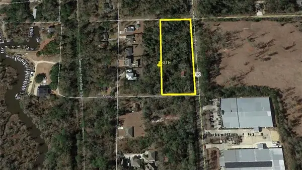 910 Florida Street, Mandeville, LA 70448