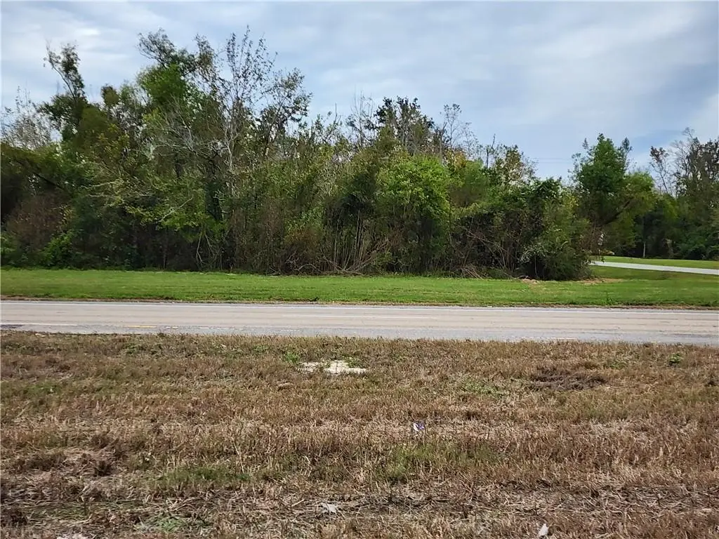 990 South Fashion Boulevard, Hahnville, LA 70057 - #1