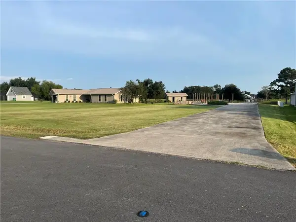 118 Michael Dr Drive, Des Allemands, LA 70030