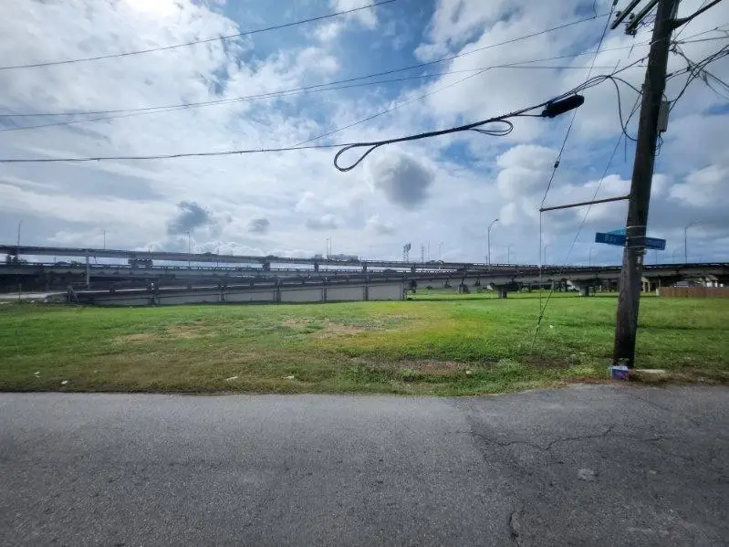 30269 Bay Street, New Orleans, LA 70122 - #2