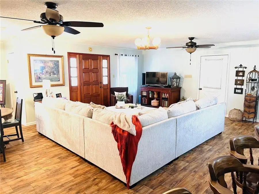 808 Spring Bayou Road, Marksville, LA 71351 - #3