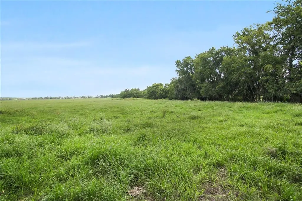 886,87,88 Shamrock Drive, Des Allemands, LA 70030 - #1