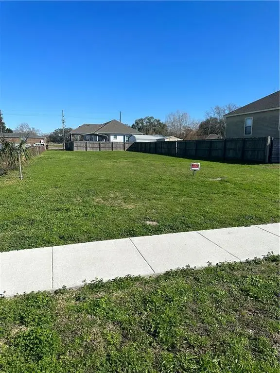 6125 Campus Boulevard, New Orleans, LA 70126 - #2
