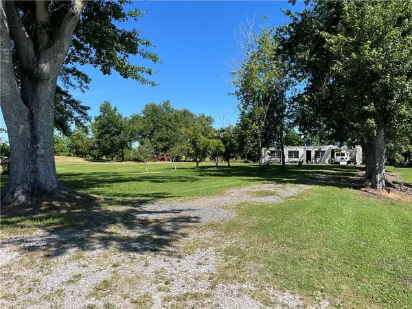 103 Luke Drive, Des Allemands, LA 70030