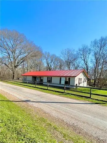 842 S Bayou Des Glaises Road, Moreauville, LA 71355 - Image #1