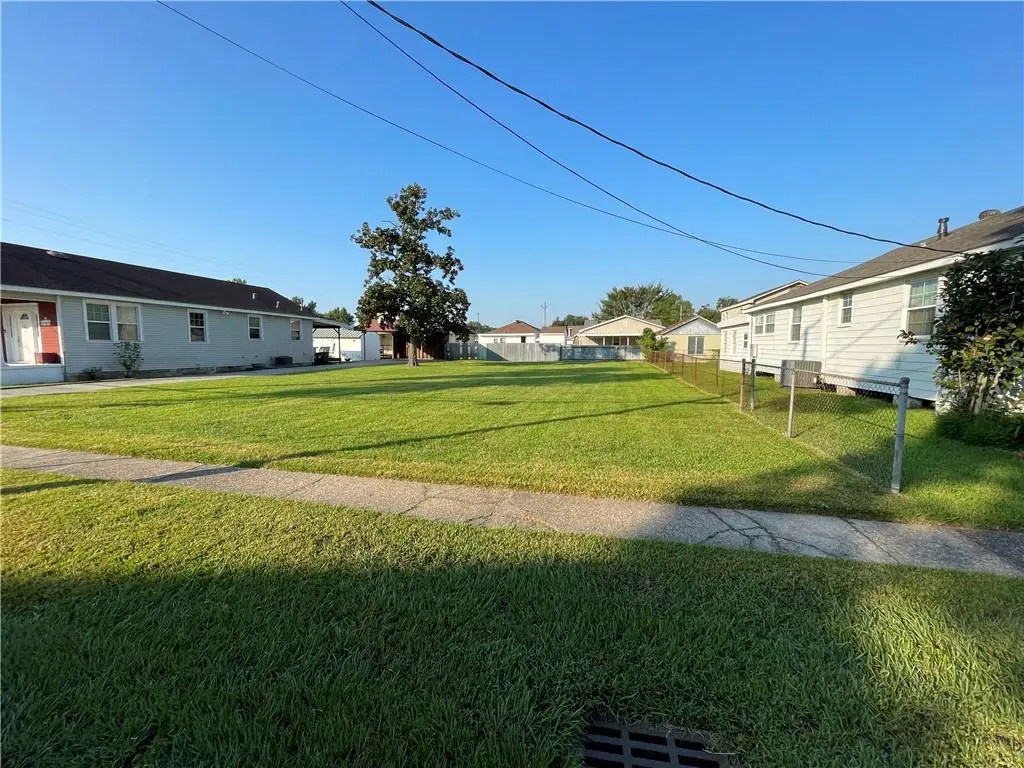 10 Crislaur Avenue, Harahan, LA 70123 - Image #1