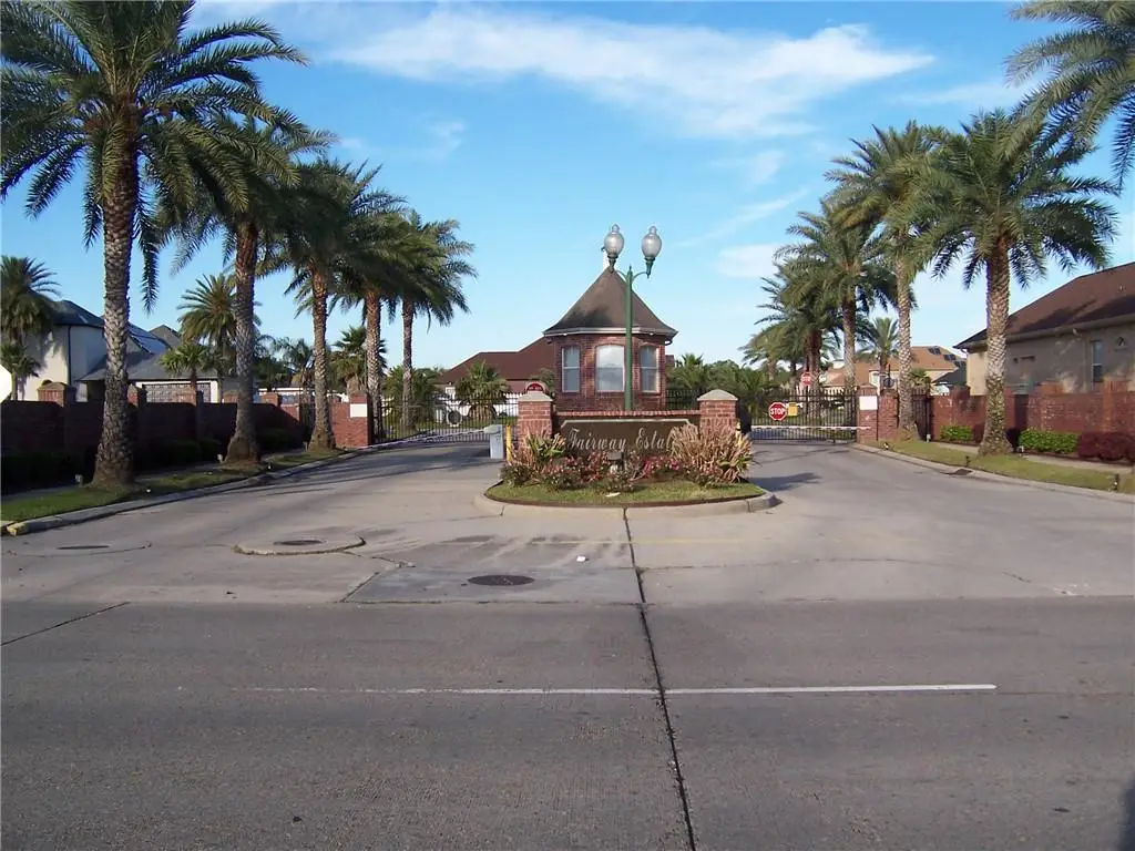 5050 Par Four Drive, New Orleans, LA 70128 - #1