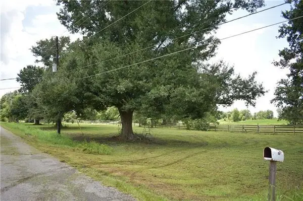 LOT 1 Twin Oaks Drive, Raceland, LA 70394