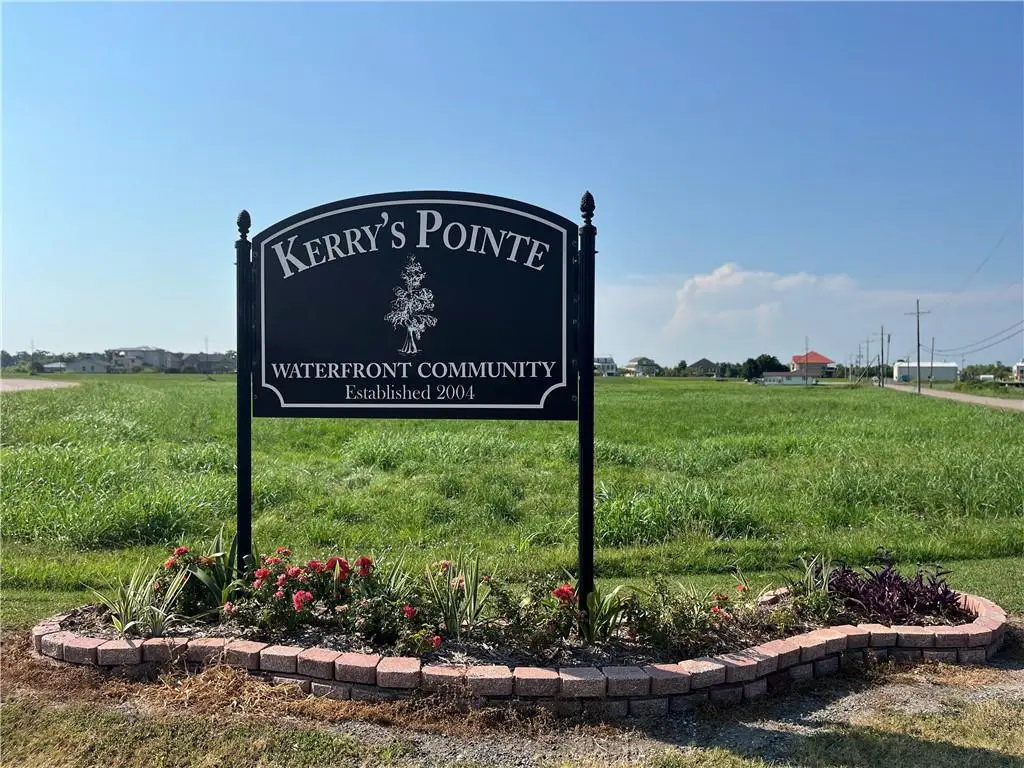 108 W Kerrys Pointe Point, Des Allemands, LA 70030 - #1