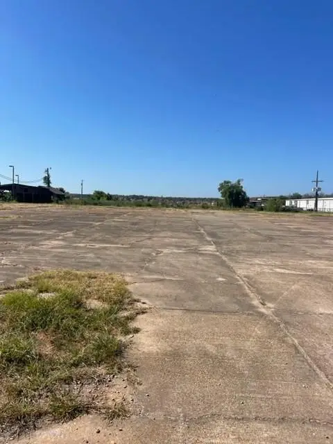 5905 Coliseum Boulevard, Alexandria, LA 71303 - #3