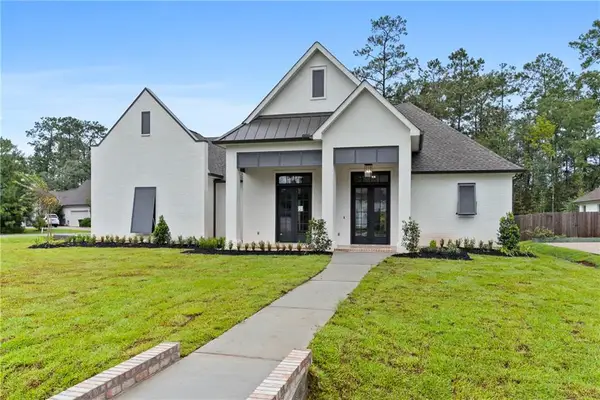 217 Belle Pointe Drive, Madisonville, LA 70447