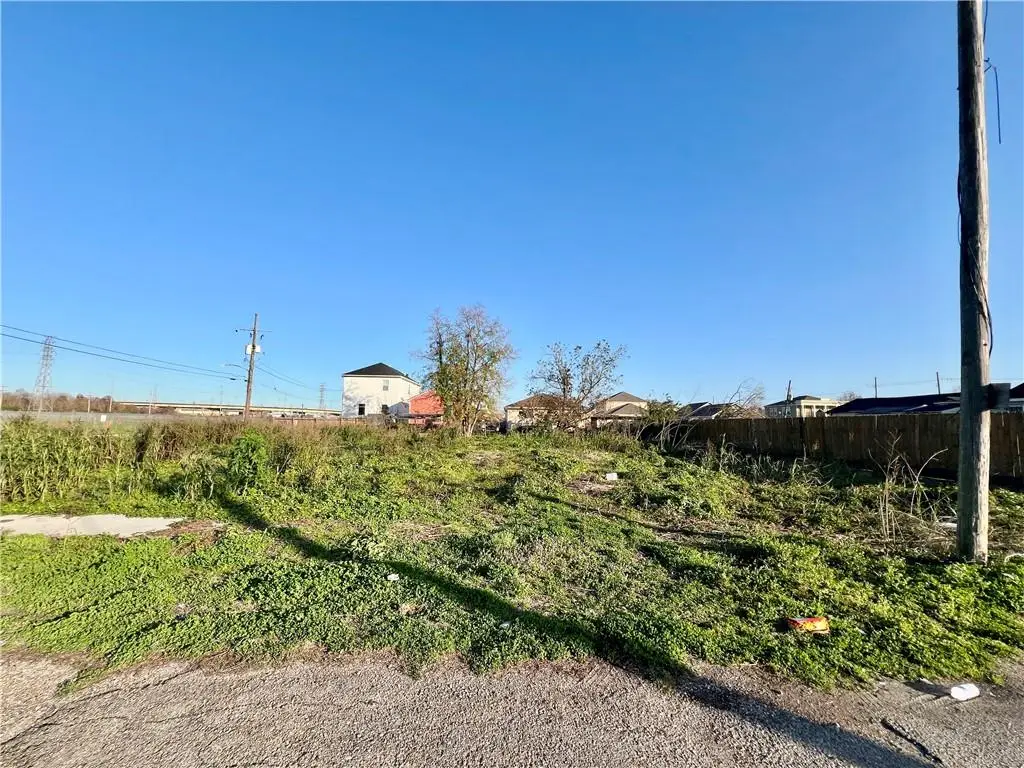 2535 Gallier Street, New Orleans, LA 70117 - Image #1