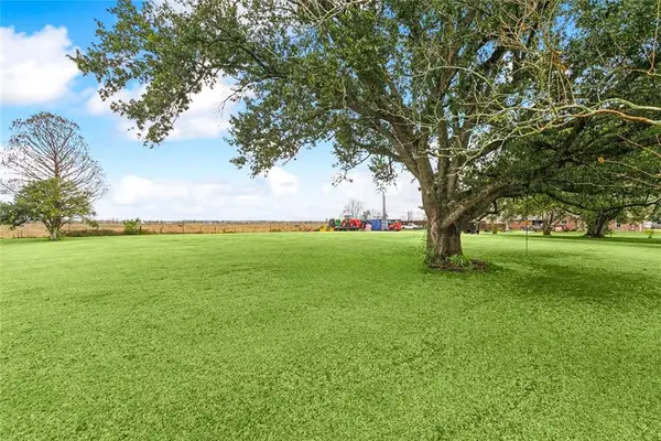 123 Luke Drive, Des Allemands, LA 70030