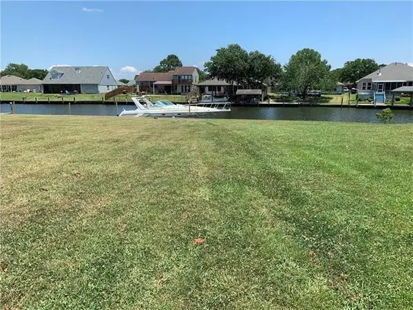 3 Oak Cove, Slidell, LA 70458