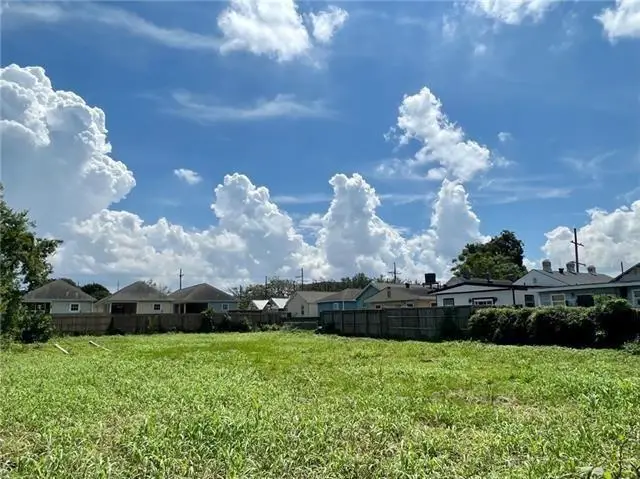 1723 Monroe Street, New Orleans, LA 70118 - Image #2