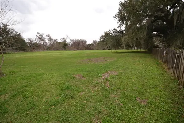 16051 Hwy 631 Highway, Paradis, LA 70080