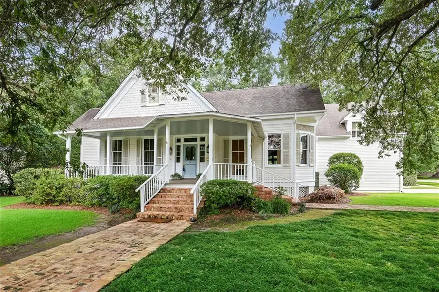 605 S America Street, Covington, LA 70433 - #2