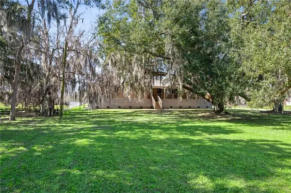 2128 Jean Lafitte Boulevard, Lafitte, LA 70067