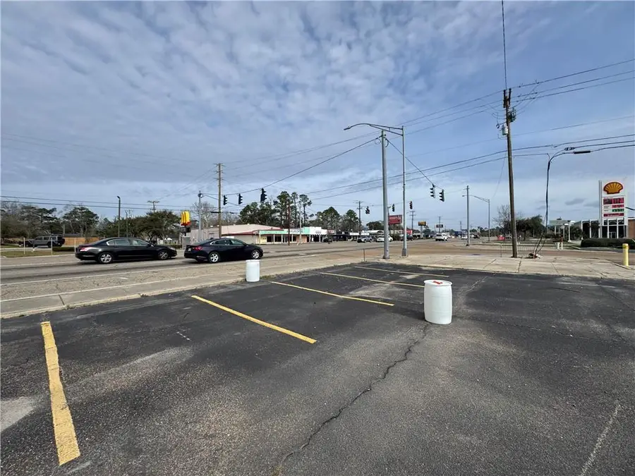 3300 Pontchartrain Drive, Slidell, LA 70458 - #2