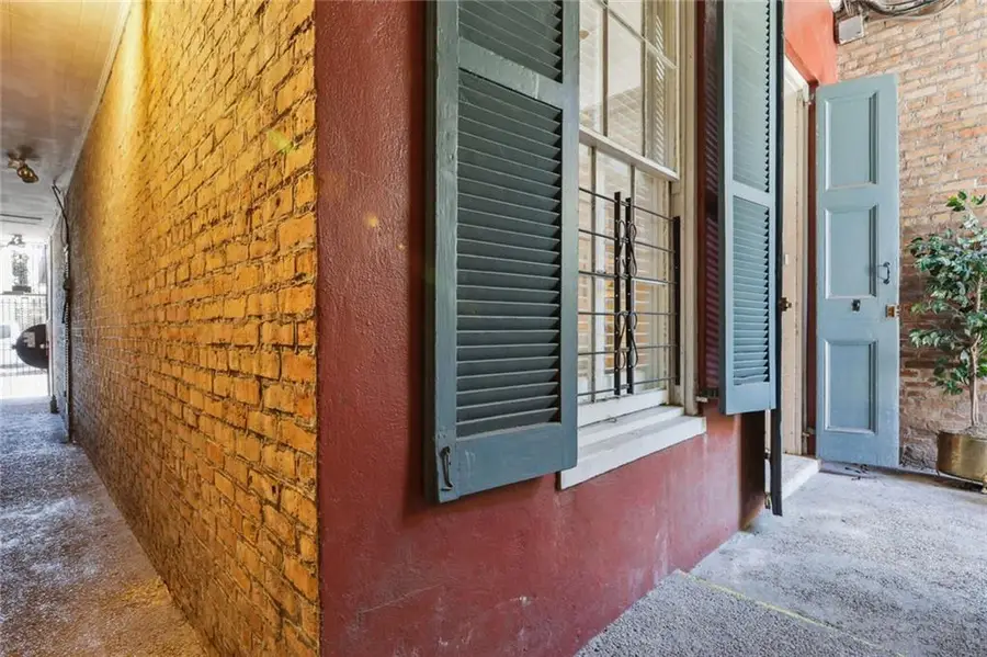 421 Burgundy Street #1, New Orleans, LA 70112 - Image #2