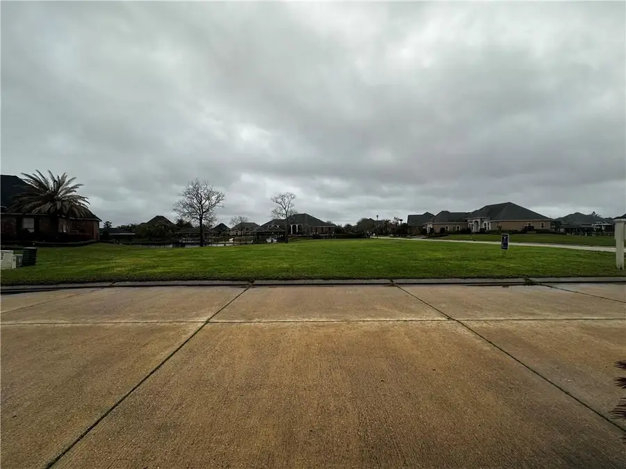 227 Islander Drive, Slidell, LA 70458 - #3