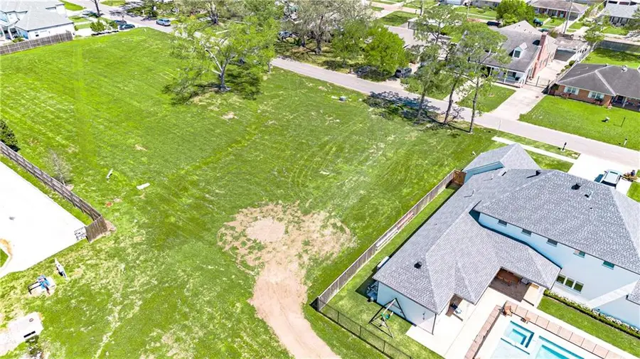 143 Colonial Club Drive, Harahan, LA 70123 - Image #2