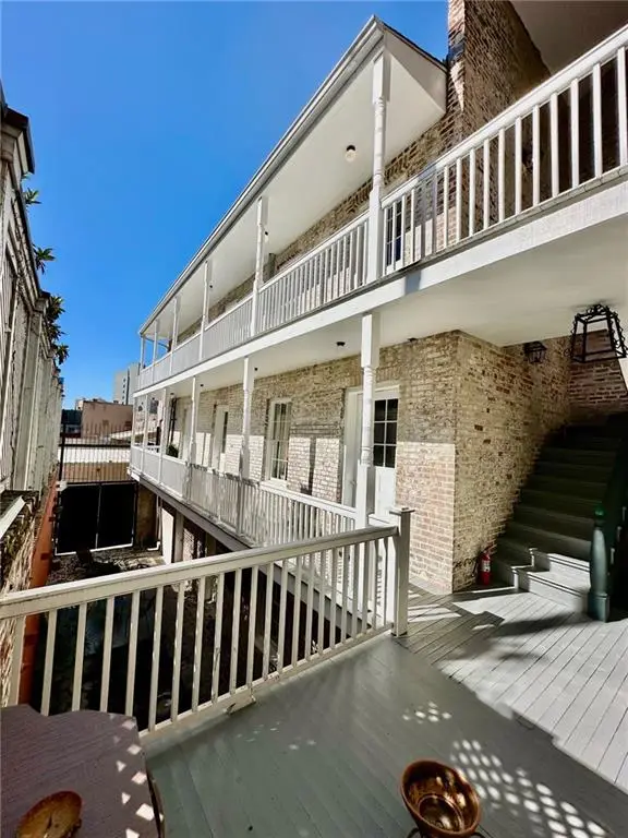 620 Julia Street, New Orleans, LA 70130 - Image #1