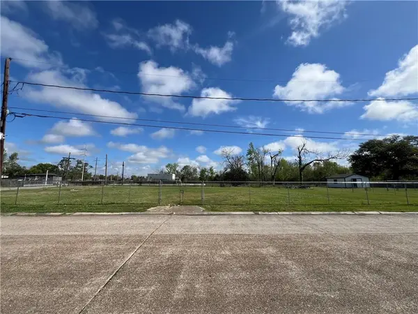 921 East Street, Houma, LA 70363