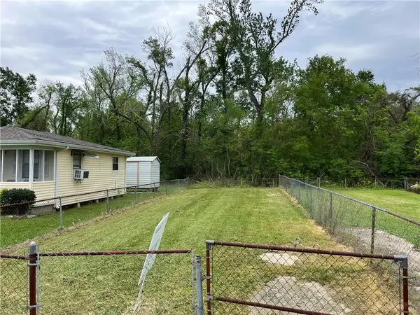 206 Clement Street, Destrehan, LA 70047