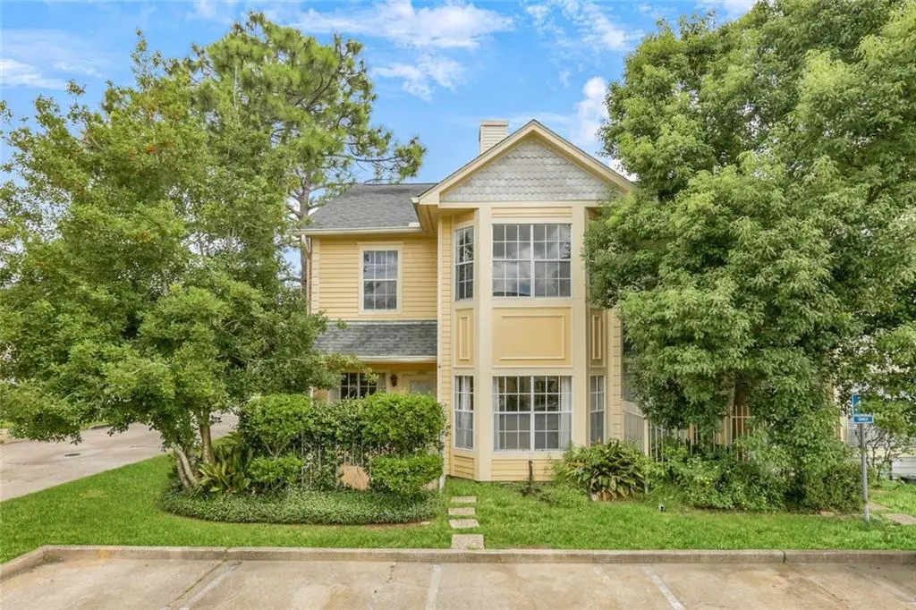 1201 Audubon Trace #1201, Jefferson, LA 70121 - #1