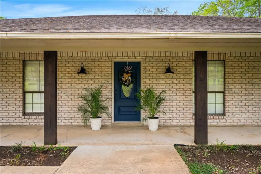 1240 Lake Drive, Woodworth, LA 71485 - #2