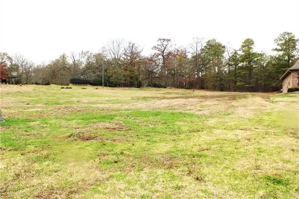 Lady Carolyn Circle, Woodworth, LA 71485