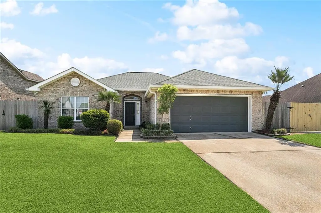 421 Steeple Chase Road, Covington, LA 70435 - Image #1