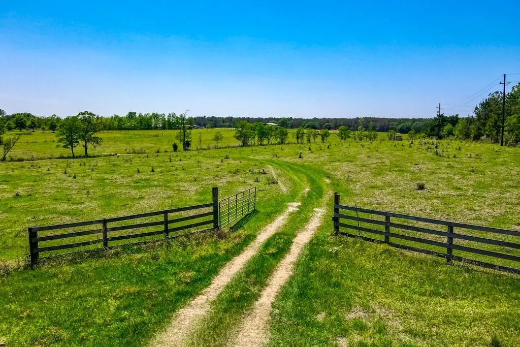 84241 Hwy 437, Covington, LA 70435 - Image #1