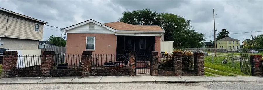 2311 Winthrop Street, New Orleans, LA 70117 - #2